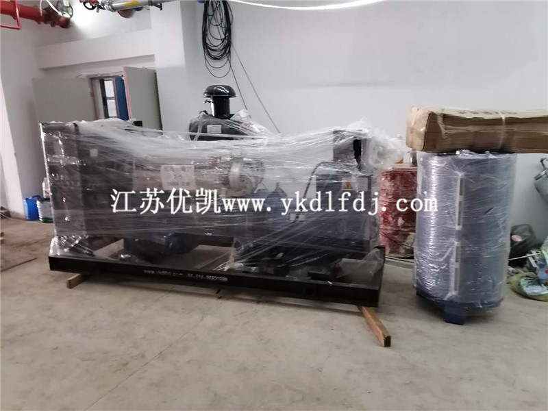 2020年7月11日，250KW濰柴發(fā)電機組交付廣西某房地產(chǎn)公司用備用電源
