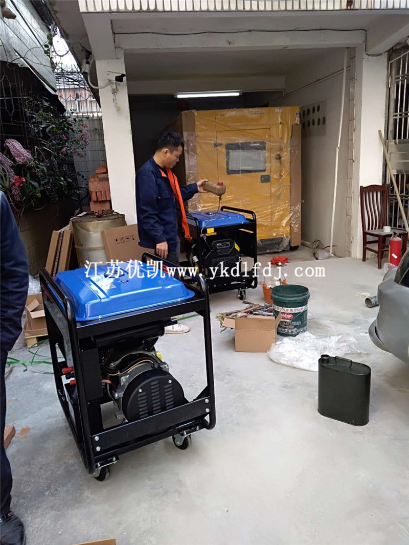 2020年10月21日，美國科勒2臺 玉柴發(fā)電機組靜音型200KW交付廣西農(nóng)業(yè)銀行使用