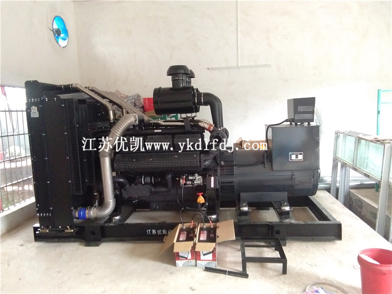 2021年5月17日，600KW上柴發(fā)電機(jī)組交付廣西欽州某養(yǎng)豬場使用