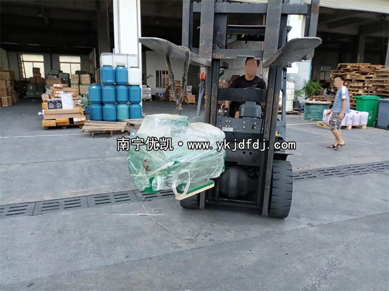 2022年9月1日，15KW陸川發(fā)電機(jī)發(fā)貨廣州