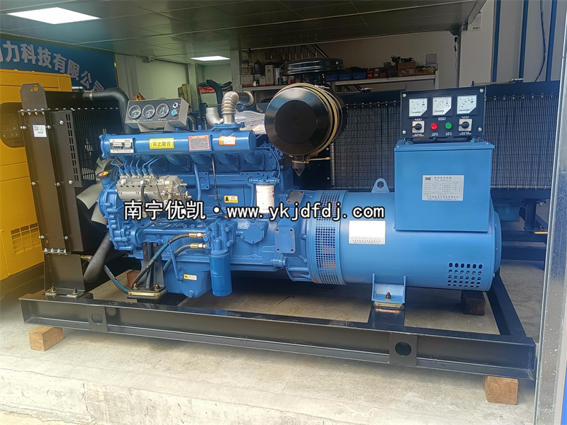 2024年5月26日，80kw濰坊雷納柴油發(fā)電機(jī)組發(fā)貨武鳴某中學(xué)