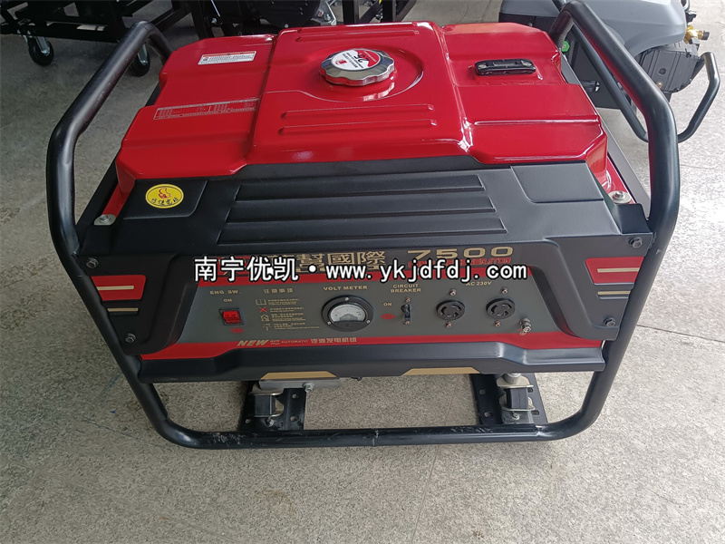 2024年9月12日，客戶到店自提6.5KW汽油發(fā)電機(jī)組