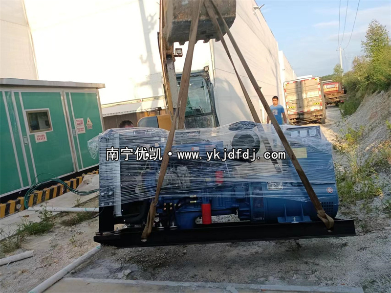 2024年9月24日，上林項(xiàng)目150kw濰坊柴油發(fā)電機(jī)組到貨安裝調(diào)試