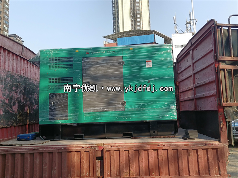2024年12月25日，崇左項(xiàng)目90kw低噪音柴油發(fā)電機(jī)組