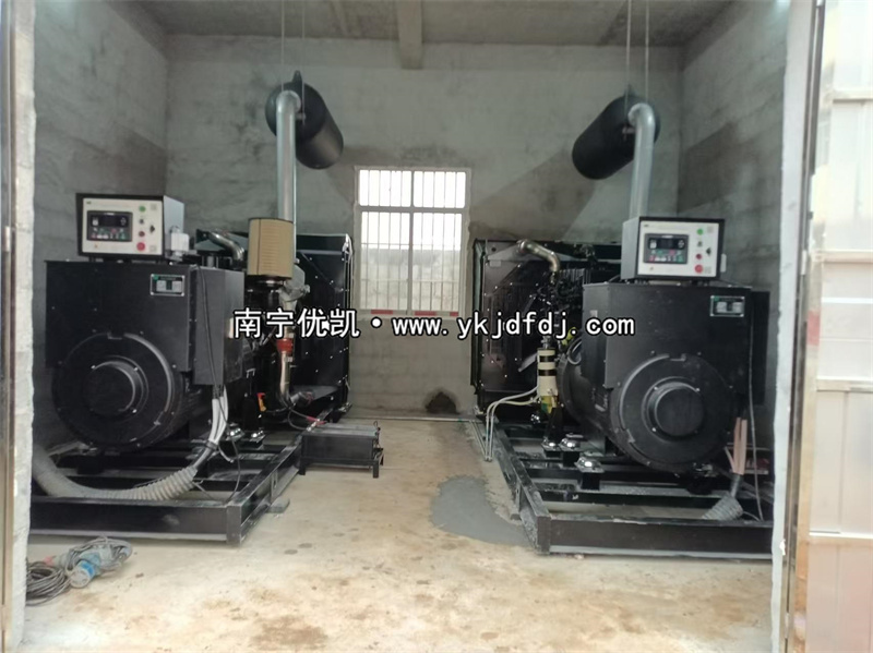 2024年2月23日，貴港項(xiàng)目兩臺(tái)500KW柴油發(fā)電機(jī)組安裝完成并通過驗(yàn)收