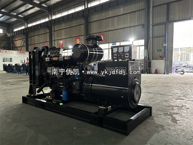 2025年3月13日，120kw濰坊雷納柴油發(fā)電機(jī)組裝車發(fā)貨
