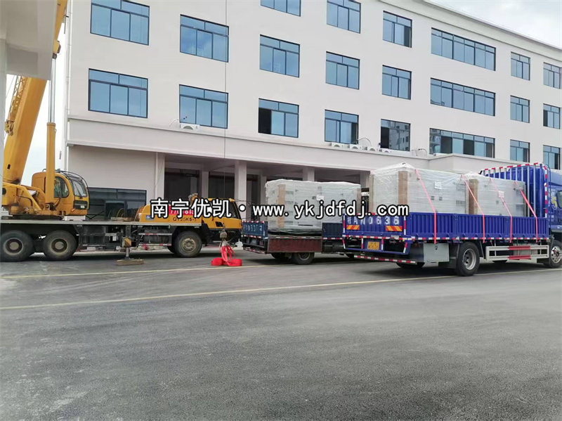 2025年6月23日，平果項目3臺低噪音柴油發(fā)電機到貨